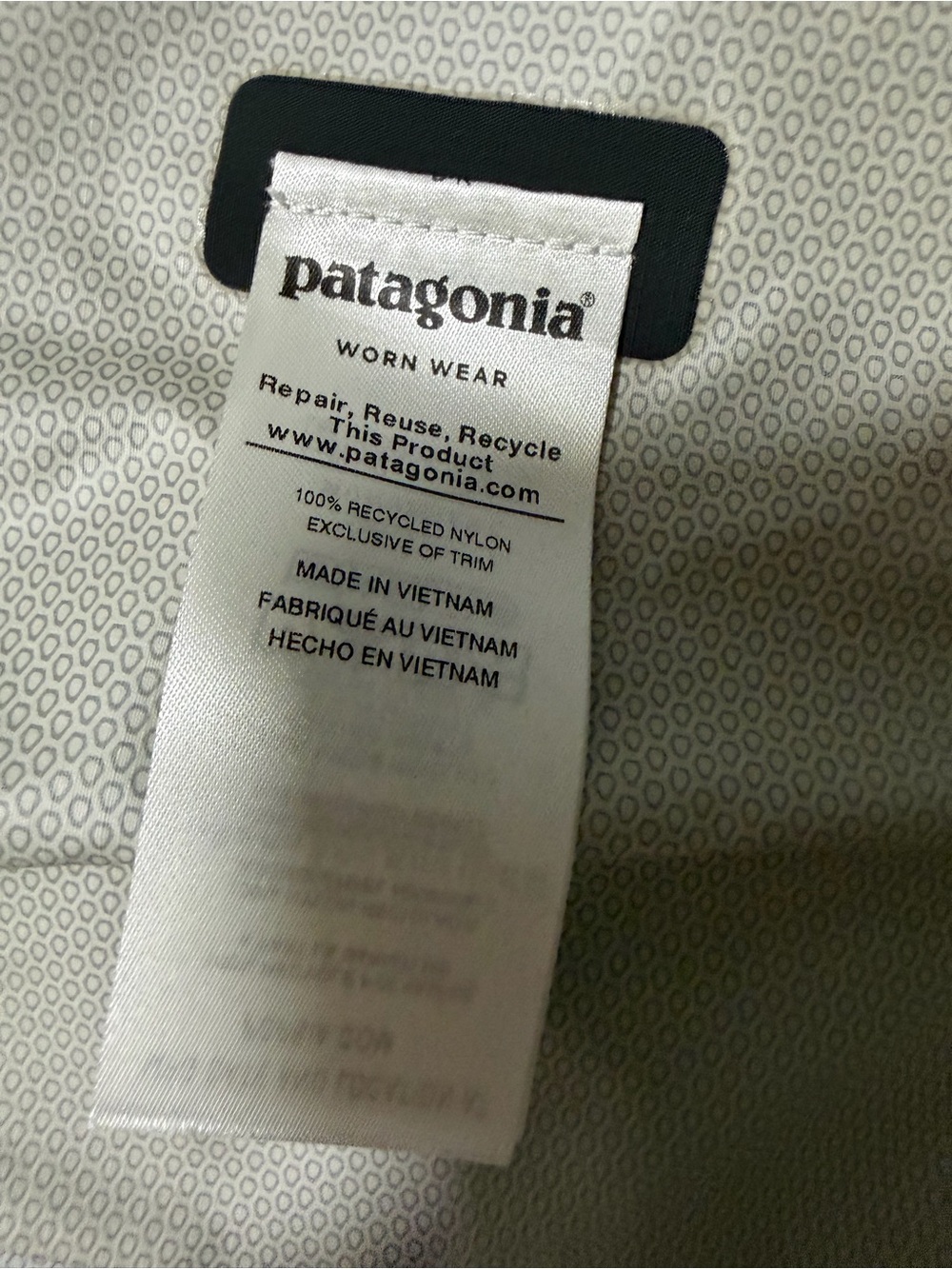 Patagonia Women's Torrentshell 3L Rain Parka - Picture 11 of 11